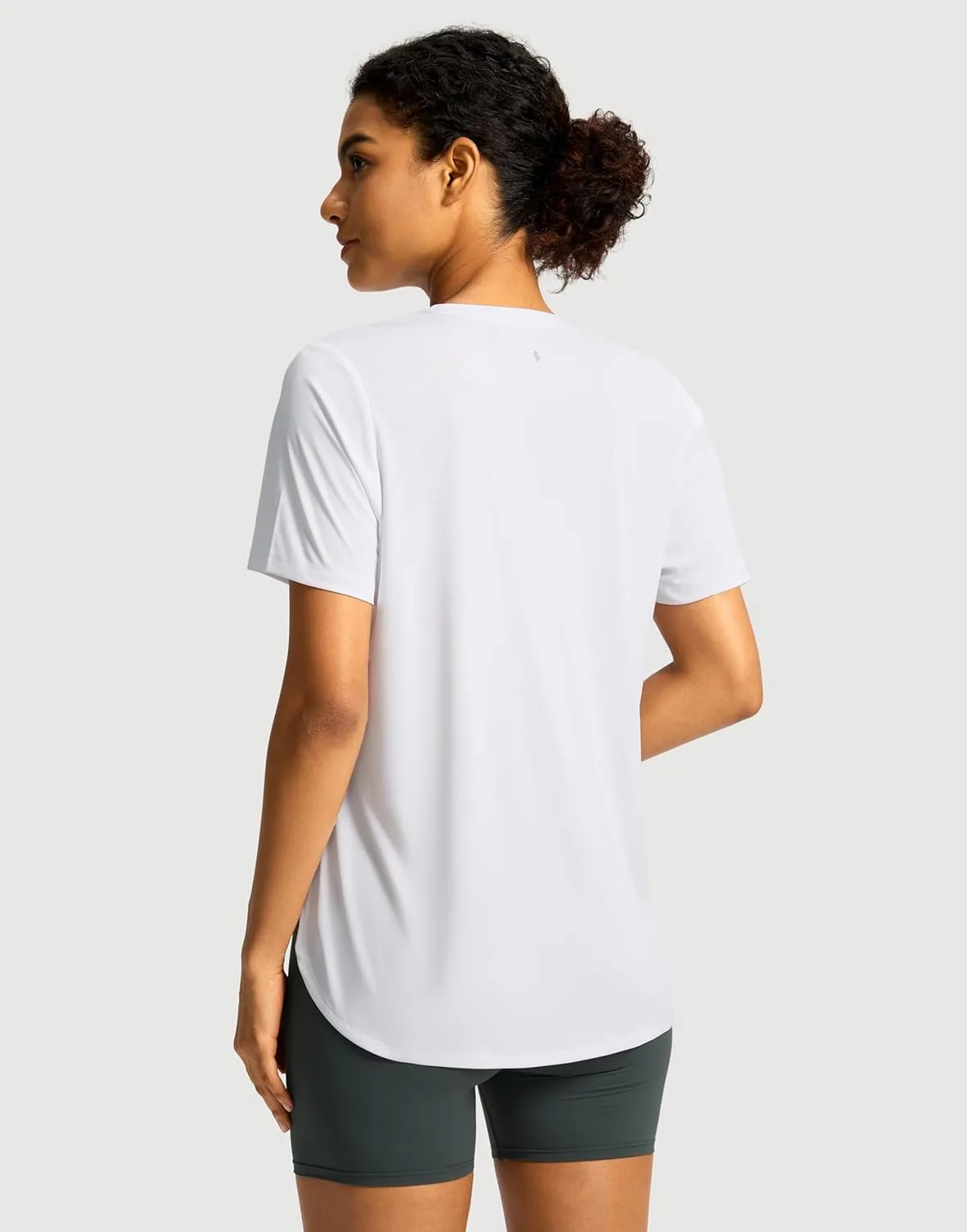 Soothfeel Women's Short Sleeve Workout Shirts UPF 50  Sun Protection Breathable Athletic Tee Tops Gym Running Yoga T-Shirts